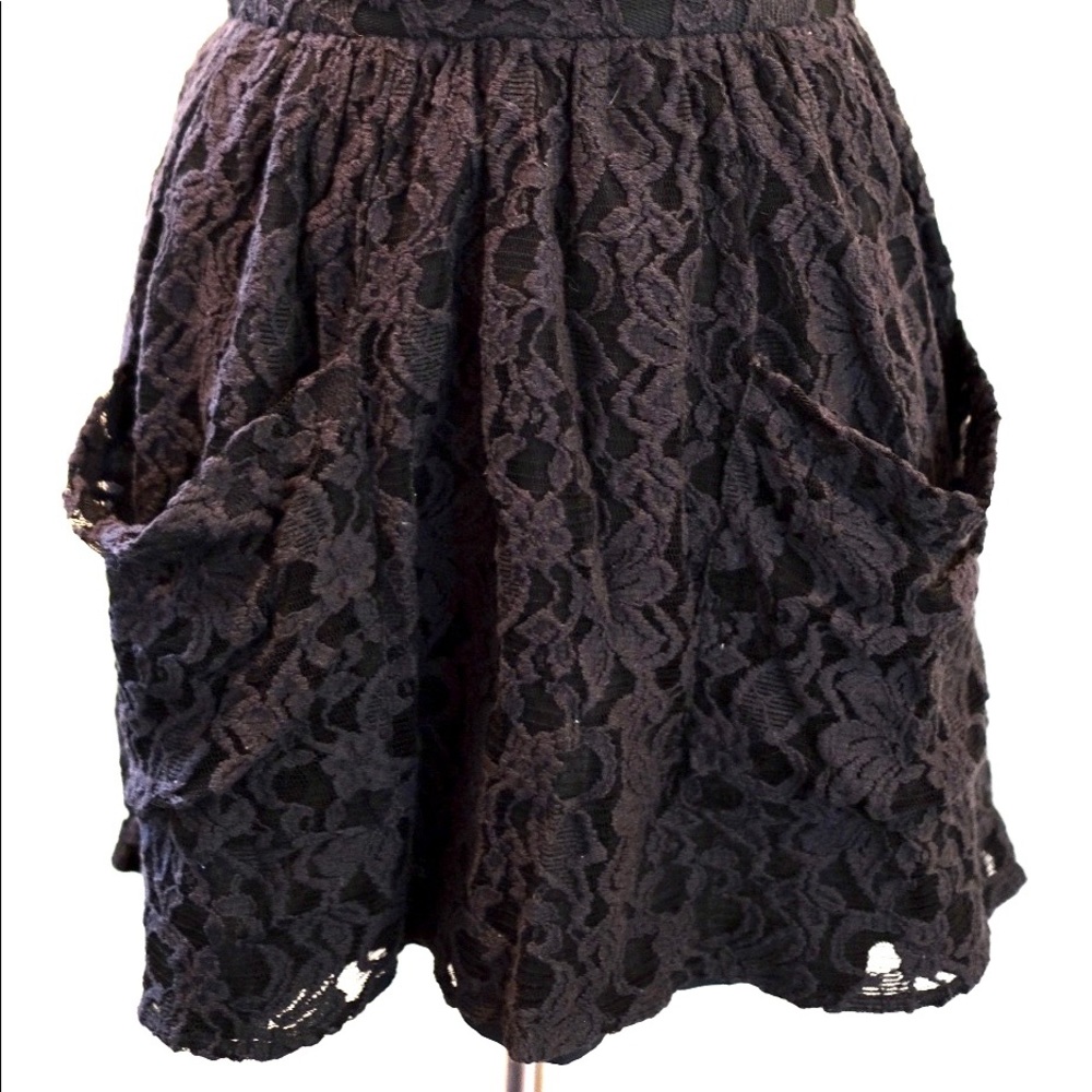 Cut black lace skirt size 2. Fully lined